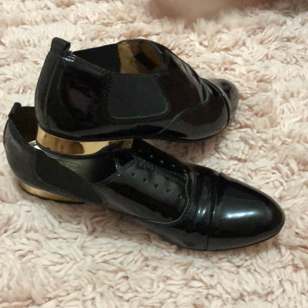 Coach patent leather shoes